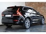Volvo XC60 B5 Inscription | Luchtvering | Bowers & Wilkins Premium Audio | Panoramadak | Electrische Bedienbare Voorstoelen | Parkeerverwarming | 360° Parkeercamera | Gelamineerde Zijruiten | 20'' Lichtmetalen velgen | BLIS | Adaptive Cruise Control |