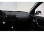 Dacia Duster 1.6 Lauréate 2wd 105pk | Trekhaak | Airco | Elektr. Ramen | 16"