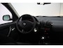 Dacia Duster 1.6 Lauréate 2wd 105pk | Trekhaak | Airco | Elektr. Ramen | 16"