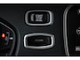 Volvo V40 T3 Momentum | 16'' Lichtmetalen velgen | Navigatie | Climate Control | Cruise Control | Dealeronderhouden | Blond stoffen bekleding |