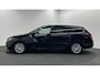 Peugeot 308 SW 1.2 PureTech Blue Lease Allure LM PANO TREKHAAK CRUISE CARPLAY NAVIGATIE.