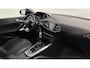 Peugeot 308 SW 1.2 PureTech Blue Lease Allure LM PANO TREKHAAK CRUISE CARPLAY NAVIGATIE.