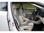 Volvo V40 2.0 T2 Momentum Navi | Clima | Standkachel | Adap LED | Stoelverwarm | Premium Audio | Half leder | Etc.