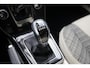Volvo V40 2.0 T2 Momentum Navi | Clima | Standkachel | Adap LED | Stoelverwarm | Premium Audio | Half leder | Etc.