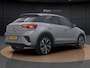 Volkswagen T-Roc 1.5 TSI R-Line | WORDT VERWACHT | Pano dak | 19"| Apple CarPlay | Elek. Achterklep |