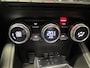 Renault Captur 1.6 E-Tech Plug-in Hybrid 160 Business / 360 CAMERA / TREKHAAK / CLIMATE CONTROLE / DAK DRAGERS