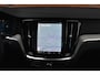 Volvo V60 T6 350PK Plug-in hybrid AWD Plus Dark | Trekhaak | 360 Camera | Harman/Kardon |