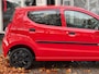 Suzuki Alto 1.0 Nieuwe APK Dealeronderhouden Topstaat Lagekm