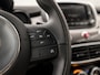Fiat 500X 1.4 Turbo MultiAir Lounge 141Pk Automaat (NAVIGATIE, LEDER, CLIMATE, CRUISE, KEYLESS, PARKEERSENSOREN, SPORTSTOELEN, GETINT GLAS, LM VELGEN, NIEUWSTAAT)