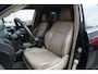 Toyota Land Cruiser 3.0 D-4D SX Blind Van *RIJKLAAR + YOUNGTIMER!* + CAMERA'S / TREKHAAK / LEDER /