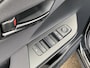 Toyota C-HR 2.0 Plug-in Hybrid 220 Dynamic Stoel- & stuurverwarming, 1e eign. navigatie Apple CarPlay/Android Auto, dodehoek detectie, parkeersensoren, adaptieve cruise control