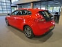 Volvo V40 2.0 T2 Nordic+ Brandweer rood | Navigatie | Cruise | Nette auto