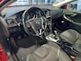 Volvo V40 2.0 T2 Nordic+ Brandweer rood | Navigatie | Cruise | Nette auto