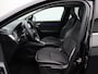 Renault Captur 1.3 TCe 140 Intens | 1500kg geremd | Stoel- en stuurwielverwarming | Lane assist | Adaptieve cruise control |