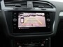 Volkswagen Tiguan 1.5 TSI Life Business 130PK | Trekhaak | Camera | Spiegelpakket | Led | Navigatie
