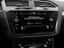 Volkswagen Tiguan 1.5 TSI Life Business 130PK | Trekhaak | Camera | Spiegelpakket | Led | Navigatie