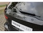 Volvo V60 T8 Plug-in hybrid Automaat AWD Ultra Dark | Panoramadak | 360° camera | Bowers & Wilkins audio | Verwarmbare voorstoelen | Massagefunctie voorstoelen | Verwarmbaar stuurwiel | Verwarmbare achterbank | Blind Spot | | Semi Elektrische trakhaak | Elek bed. voorstoelen met Memory | 18 inch Lichtmetalen velgen | Alarmklasse 3