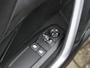 Peugeot 2008 1.2 PureTech Blue Lion 1ste eigenaar | LAGE KM!!| Panoramadak | | Parkeersensoren | Spiegels elektrisch inklapbaar | 16 inch LMV | Apple Carplay & Android Auto