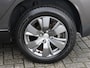 Peugeot 2008 1.2 PureTech Blue Lion 1ste eigenaar | LAGE KM!!| Panoramadak | | Parkeersensoren | Spiegels elektrisch inklapbaar | 16 inch LMV | Apple Carplay & Android Auto
