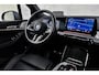 BMW 2-Serie Active Tourer 225e xDrive | Camera | Lederen bekleding | Panoramadak | Apple Carplay