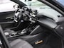 Peugeot 2008 1.2 PureTech GT Automaat | FOCAL | Navigatie | Achteruitrijcamera | Sportstoelen | Keyless Start | Climate Control | Cruise Control | 17" Lichtmetalen Velgen | Apple Carplay/Android Auto |