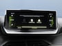 Peugeot 2008 1.2 PureTech GT Automaat | FOCAL | Navigatie | Achteruitrijcamera | Sportstoelen | Keyless Start | Climate Control | Cruise Control | 17" Lichtmetalen Velgen | Apple Carplay/Android Auto |