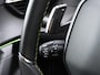 Peugeot 2008 1.2 PureTech GT Automaat | FOCAL | Navigatie | Achteruitrijcamera | Sportstoelen | Keyless Start | Climate Control | Cruise Control | 17" Lichtmetalen Velgen | Apple Carplay/Android Auto |