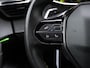 Peugeot 2008 1.2 PureTech GT Automaat | FOCAL | Navigatie | Achteruitrijcamera | Sportstoelen | Keyless Start | Climate Control | Cruise Control | 17" Lichtmetalen Velgen | Apple Carplay/Android Auto |