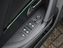 Peugeot 2008 1.2 PureTech GT Automaat | FOCAL | Navigatie | Achteruitrijcamera | Sportstoelen | Keyless Start | Climate Control | Cruise Control | 17" Lichtmetalen Velgen | Apple Carplay/Android Auto |