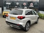 Suzuki Vitara 1.5 Hybrid Style Rhino Edition | Navigatie | parkeersensoren | Camera | Schuifdak | Stoelverwarming | Climate Controle | Afneembare trekhaak |