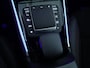 Mercedes-Benz GLB 200 AMG Nightpakket 7 Persoons | Trekhaak | Sfeerverlichting | Keyless Go | Stoelverwarming | Parkeerpakket met Camera | Inclusief 24 maanden Mercedes-Benz Certified garantie voor Europa.