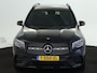 Mercedes-Benz GLB 200 AMG Nightpakket 7 Persoons | Trekhaak | Sfeerverlichting | Keyless Go | Stoelverwarming | Parkeerpakket met Camera | Inclusief 24 maanden Mercedes-Benz Certified garantie voor Europa.