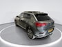 Volkswagen T-Roc 1.5 TSI 150pk DSG Sport Business R · Panoramadak · Camera · Afneembare Trekhaak · Stoelverwarming · Elek. Achterklep · Apple/Android Car Play ·