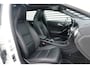 Mercedes-Benz GLA 250 Prestige | Panoramadak | Trekhaak | Navi | Cruise |