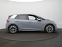 Volkswagen ID.3 First Plus 58 kWh | Navigatie | Camera | 19" LM | Matrix LED