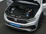 Volkswagen Tiguan 2.0 TDI 150 pk DSG R-Line Business+ | Panoramadak | Trekhaak | Standkachel | Leder | Geheugenstoelen | Head-up display | Stuur-/achterbankverwarming
