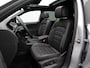 Volkswagen Tiguan 2.0 TDI 150 pk DSG R-Line Business+ | Panoramadak | Trekhaak | Standkachel | Leder | Geheugenstoelen | Head-up display | Stuur-/achterbankverwarming