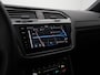 Volkswagen Tiguan 2.0 TDI 150 pk DSG R-Line Business+ | Panoramadak | Trekhaak | Standkachel | Leder | Geheugenstoelen | Head-up display | Stuur-/achterbankverwarming