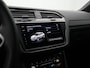 Volkswagen Tiguan 2.0 TDI 150 pk DSG R-Line Business+ | Panoramadak | Trekhaak | Standkachel | Leder | Geheugenstoelen | Head-up display | Stuur-/achterbankverwarming