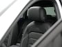 Volkswagen Tiguan 2.0 TDI 150 pk DSG R-Line Business+ | Panoramadak | Trekhaak | Standkachel | Leder | Geheugenstoelen | Head-up display | Stuur-/achterbankverwarming