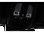 Volvo XC40 B4 Automaat Plus Dark | Achteruitrijcamera | Semi elektrische trekhaak | Stoelverwarming | Blind Spot | Stuurwiel verwarming | Google services | Bestuurdersstoel met geheugen | Harman/Kardon premium audio | Blind Spot | 18 inch lichtmetalen velgen |