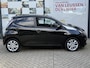 Toyota Aygo X X-JOY 5-DEURS NL-AUTO APPLE/ANDROID CLIMA LMV DAB CAMERA STUURWIEL-BEDIENING BLUETOOTH