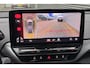 Volkswagen ID.4 Pro 77 kWh / Nederlandse Auto / Eerste Eigenaar / Rond-om camera/ Dode hoekdetectie / Head-up Display / Parkeercamera / Parkeersensoren / Half lederen bekleding / Apple Car Play / Navigatie / Stoelverwarming voor en stuurverwarming / Standkachel