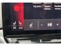 Volkswagen ID.4 Pro 77 kWh / Nederlandse Auto / Eerste Eigenaar / Rond-om camera/ Dode hoekdetectie / Head-up Display / Parkeercamera / Parkeersensoren / Half lederen bekleding / Apple Car Play / Navigatie / Stoelverwarming voor en stuurverwarming / Standkachel