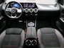 Mercedes-Benz B-klasse 180 Business Solution AMG AMG Line | Night Pakket | Panorama Schuif-Kanteldak Inclusief 24 maanden Mercedes-Benz Certified garantie voor Europa.