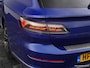 Volkswagen Arteon Shooting Brake 1.4 TSI eHybrid R-Line Business+ | Panoramadak | Head up | Sfeerverlichting | Trekhaak