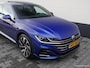 Volkswagen Arteon Shooting Brake 1.4 TSI eHybrid R-Line Business+ | Panoramadak | Head up | Sfeerverlichting | Trekhaak