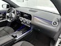 Mercedes-Benz GLA 200 Business Solution AMG Panoramadak | Elect.bed. voorstoelen met memory | Navigatie | Parking support Night Pakket | Parking support met camera achter | Inclusief 24 maanden MB Certified garantie voor Europa.