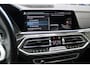 BMW X5 xDrive45e M-sport 394pk Dravit M-seats Pano SkyLounge 4-wielsturing Massage Carbon 22-inch Head-up Laser