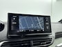 Peugeot 5008 136pk Hybrid GT | GRATIS TREKHAAK | 7 persoons | Camera | Dodehoekdetectie | 18"LMV | Navigatie | AUTOMAAT